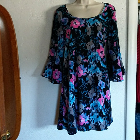 JustFab Dresses & Skirts - NWT JustFab Dress
